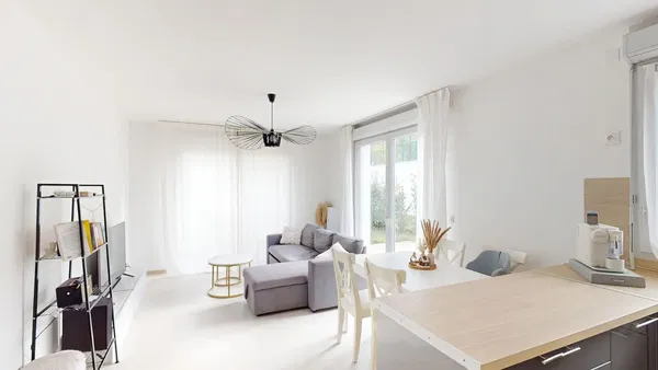 مطبخ; أجهزة المطبخ, أرضية خشبية, ضوء طبيعي, أسلوب عصري, مجدد