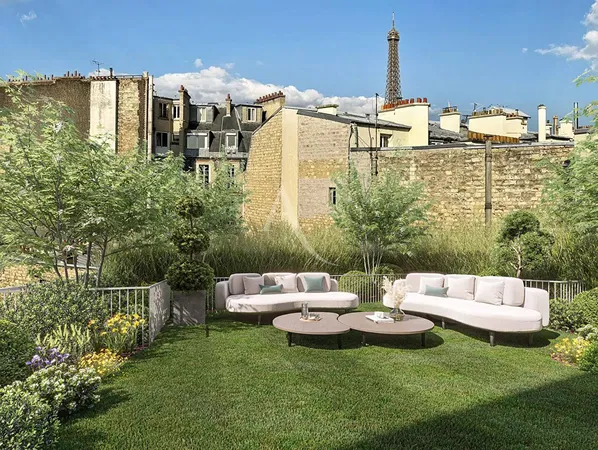 Dnevna soba; drveni pod, prirodno svjetlo, moderni stil, visoki plafoni