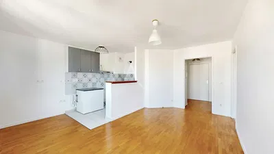 Küche; küchengeräte, fliesenboden, tageslicht, moderner stil, renoviert