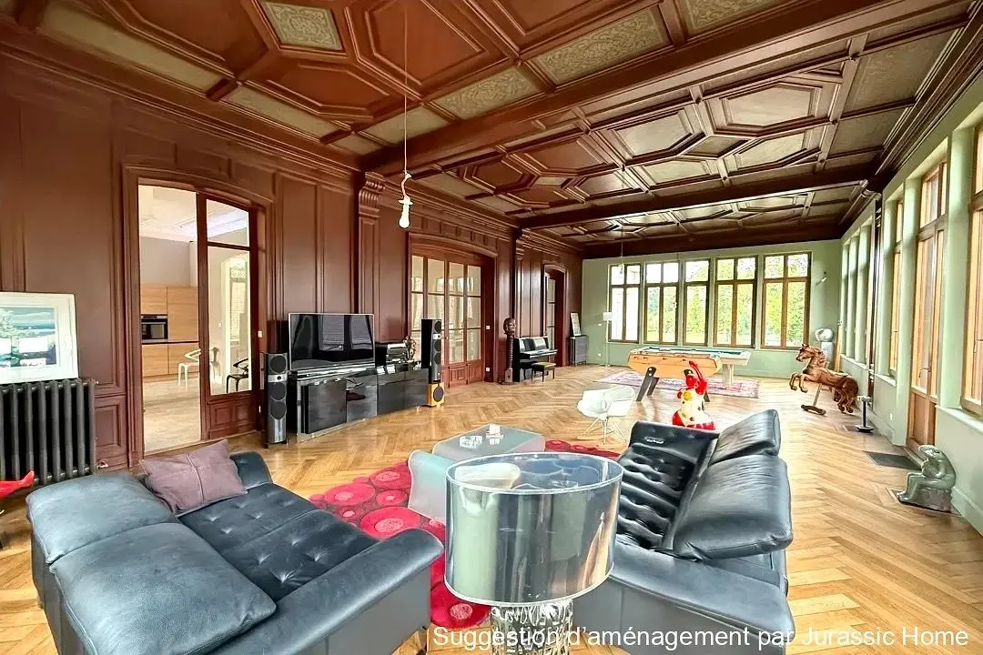 Living room; wood floor, natural light, modern style, high ceiling