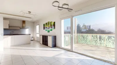 Kuchyně; kuchyňské spotřebiče, dlažba, přirozené světlo, moderní styl, po rekonstrukci