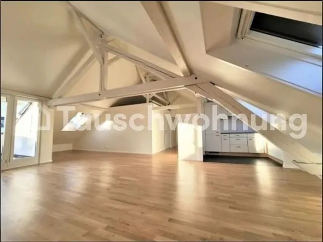 Κουζίνα; συσκευές κουζίνας, ξύλινο πάτωμα, φυσικό φως, μοντέρνο στυλ, ανακαινισμένο