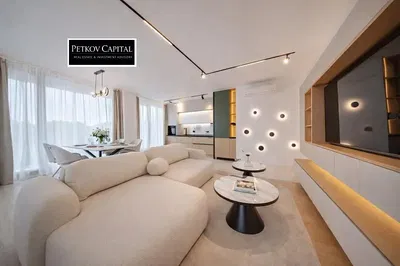 Küche; küchengeräte, holzboden, tageslicht, moderner stil, renoviert