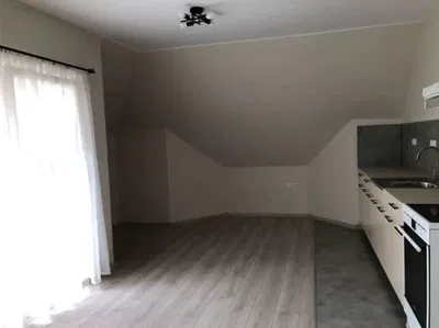 Küche; küchengeräte, holzboden, tageslicht, moderner stil, renoviert