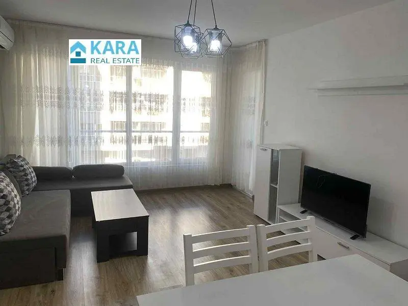 Küche; küchengeräte, holzboden, tageslicht, moderner stil, renoviert