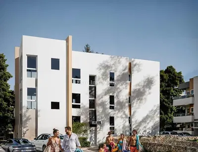 Дневна соба; дрвени под, природно светло, модерни стил, високи плафони