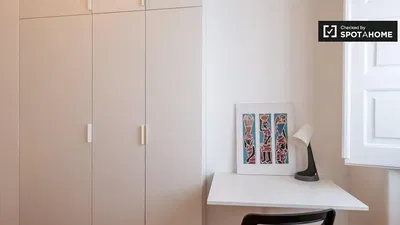 مطبخ; أجهزة المطبخ, أرضية خشبية, ضوء طبيعي, أسلوب عصري, مجدد