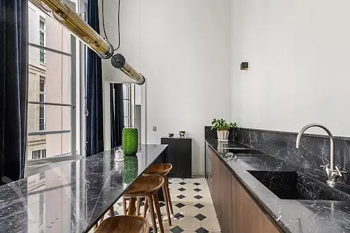 Salon