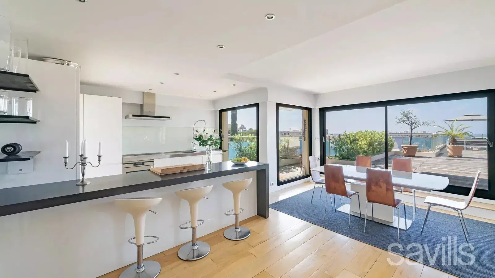 Дневна соба