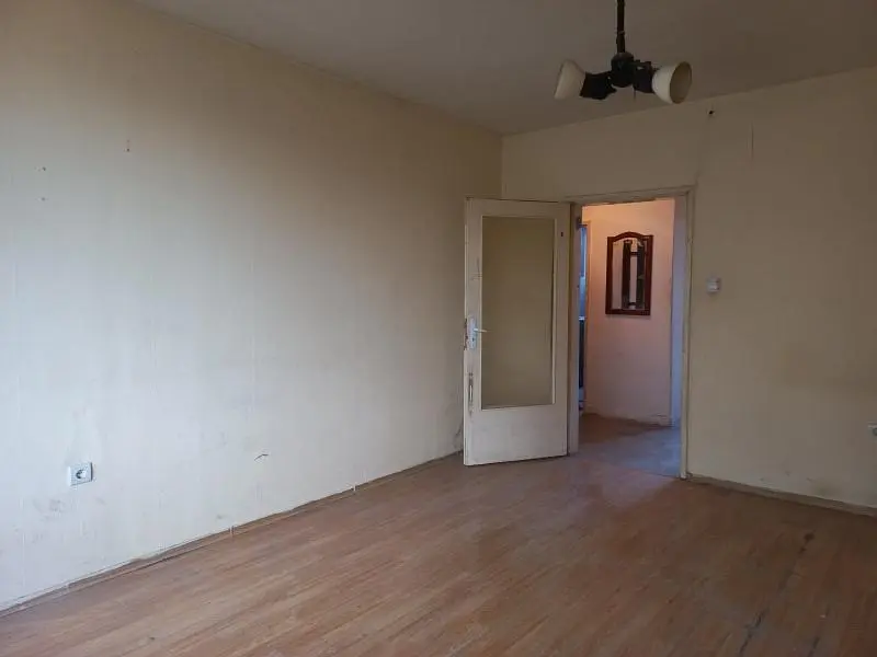 Хол