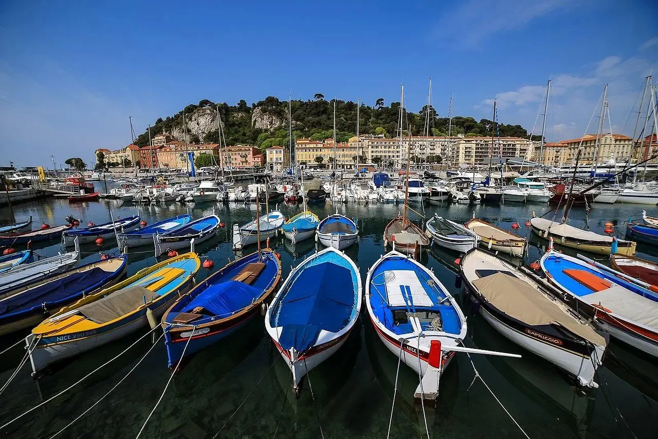 غرفة معيشة