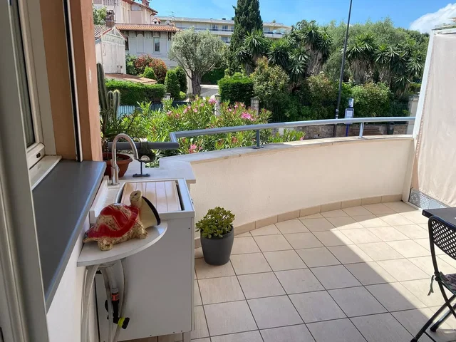 Σαλόνι