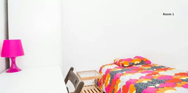 Küche; küchengeräte, holzboden, tageslicht, moderner stil