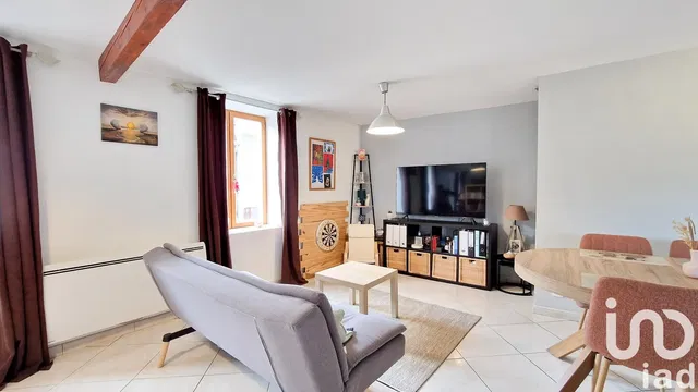 Kitchen; kitchen appliances, wood floor, natural light, modern style