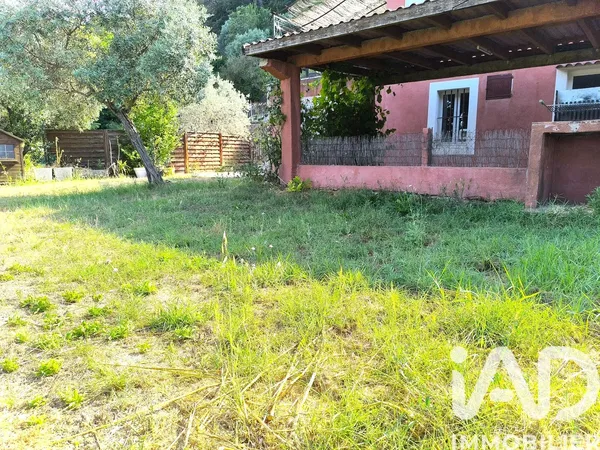 Küche; küchengeräte, holzboden, tageslicht, moderner stil