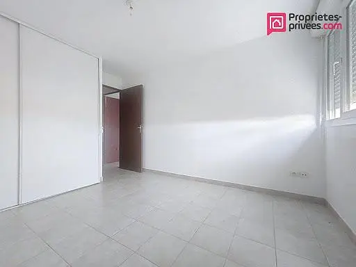 Küche; küchengeräte, holzboden, tageslicht, moderner stil