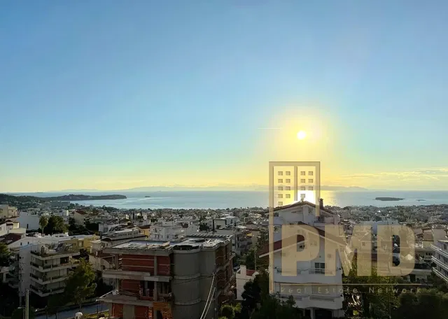 Cucina; elettrodomestici, pavimento in legno, luce naturale, stile moderno