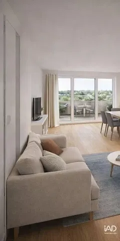 Кухиња; кухињски апарати, дрвени под, природно светло, модерни стил