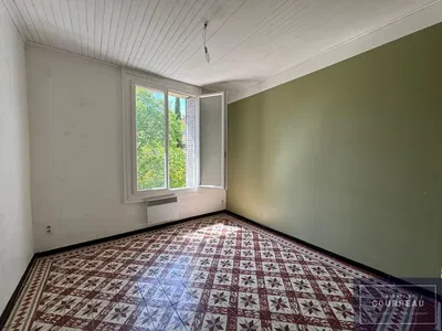 Küche; küchengeräte, holzboden, tageslicht, moderner stil