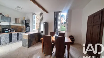 Küche; küchengeräte, holzboden, tageslicht, moderner stil