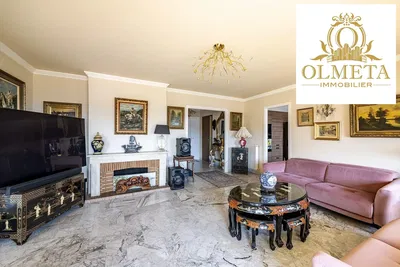 Kitchen; kitchen appliances, wood floor, natural light, modern style