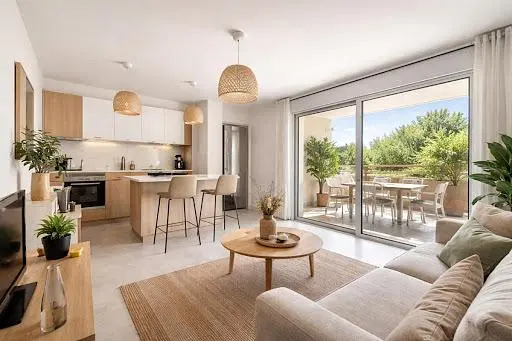 Cuisine; électroménager, parquet, lumière naturelle, style moderne