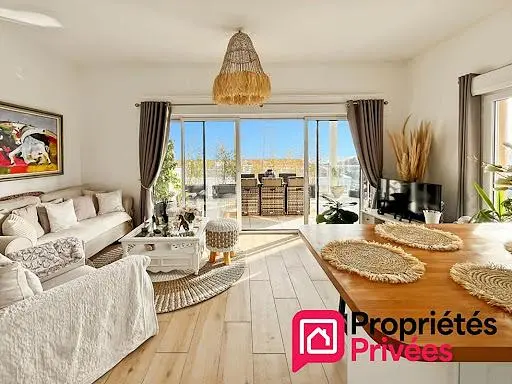 Kitchen; kitchen appliances, wood floor, natural light, modern style