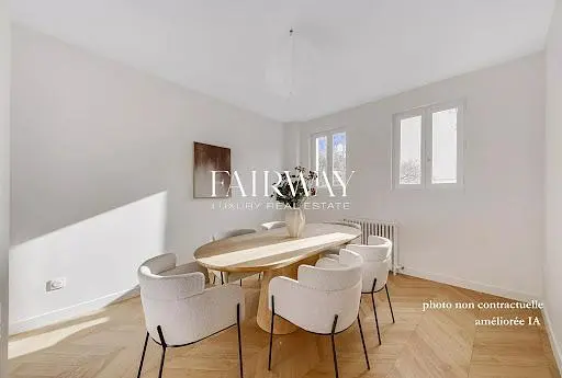 Cuisine; électroménager, parquet, lumière naturelle, style moderne