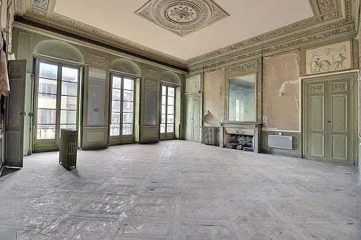 Küche; küchengeräte, holzboden, tageslicht, moderner stil