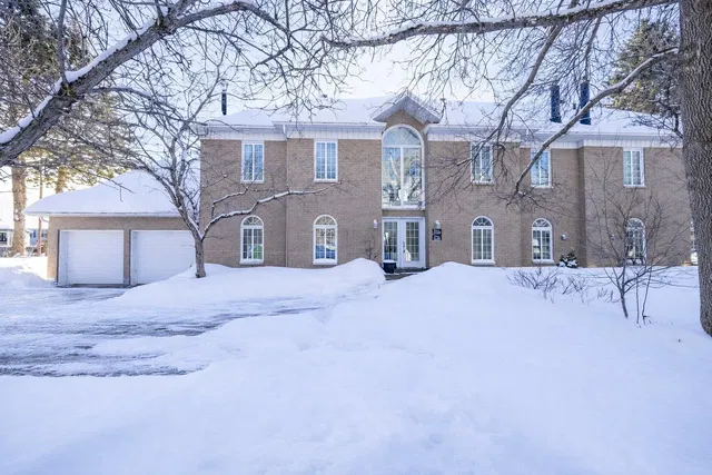 Kitchen; kitchen appliances, wood floor, natural light, modern style
