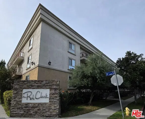 Kitchen; kitchen appliances, wood floor, natural light, modern style