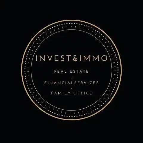 Küche; küchengeräte, holzboden, tageslicht, moderner stil