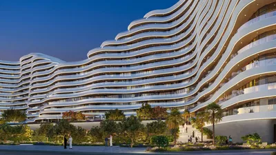 Mutfak; mutfak aletleri, ahşap zemin, doğal ışık, modern stil