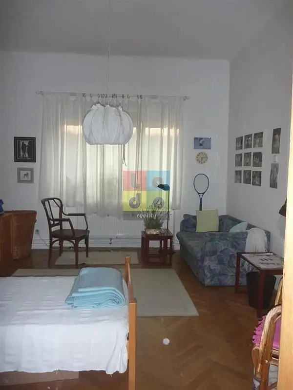 Kitchen; kitchen appliances, wood floor, natural light, modern style