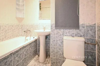 Küche; küchengeräte, holzboden, tageslicht, moderner stil