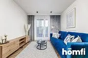 Cuisine; électroménager, parquet, lumière naturelle, style moderne