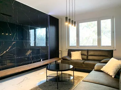 Wohnzimmer; holzboden, tageslicht, moderner stil