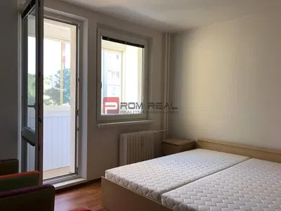 Kitchen; kitchen appliances, wood floor, natural light, modern style