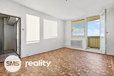 Kitchen; kitchen appliances, wood floor, natural light, modern style
