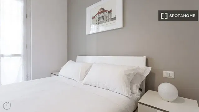 Küche; küchengeräte, holzboden, tageslicht, moderner stil