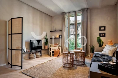 Wohnzimmer; tageslicht, holzboden, moderner stil