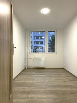 Kitchen; kitchen appliances, wood floor, natural light, modern style