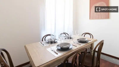 Salon; parquet, lumière naturelle, style moderne