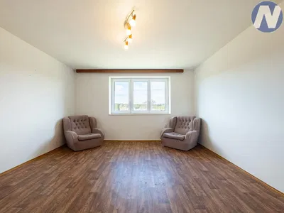 Living room; wood floor, natural light, modern style, high ceiling