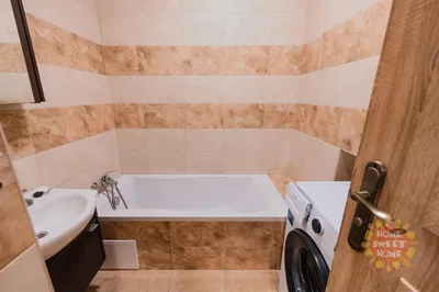 Living room; wood floor, natural light, modern style