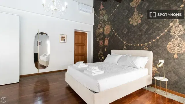 Kuchnia; sprzęt kuchenny, podłoga drewniana, światło dzienne, styl nowoczesny