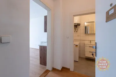 Living room; wood floor, natural light, modern style