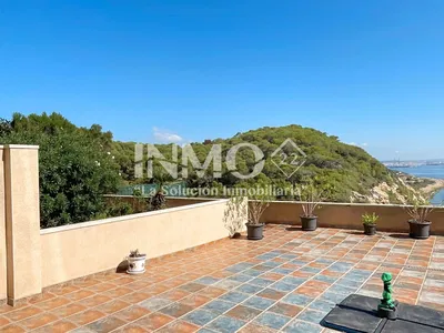 Küche; küchengeräte, holzboden, tageslicht, moderner stil