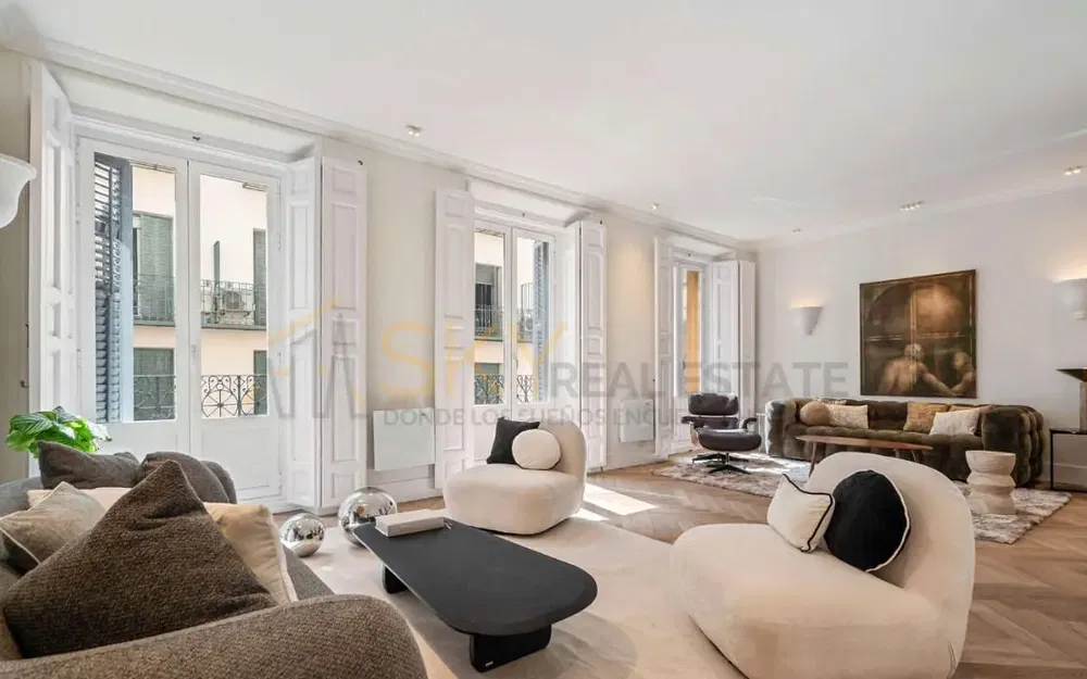 Küche; küchengeräte, holzboden, tageslicht, moderner stil