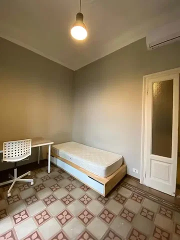 Wohnzimmer; holzboden, tageslicht, moderner stil